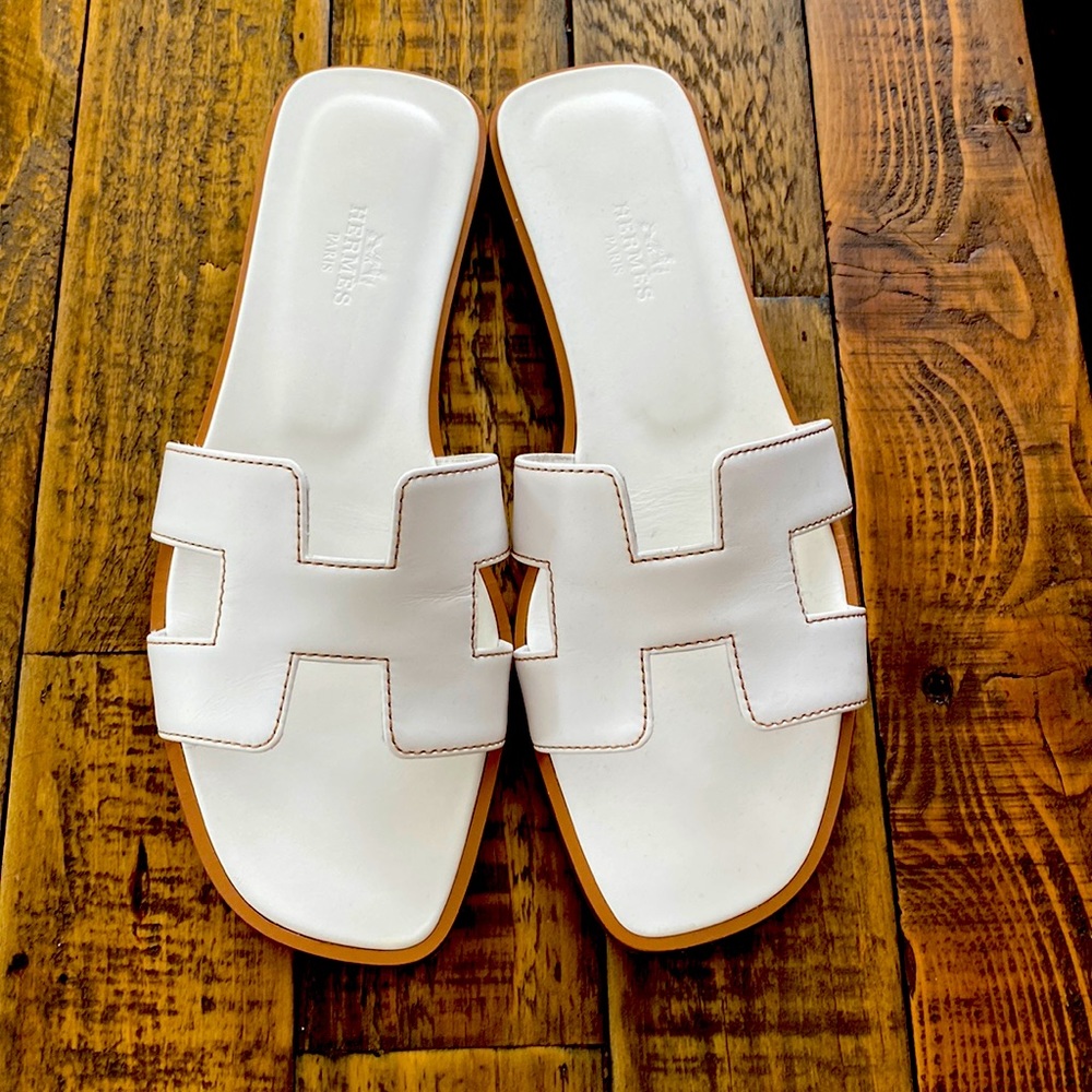 Hermès Oran Sandal White 37 Mint condition worn 2 times.